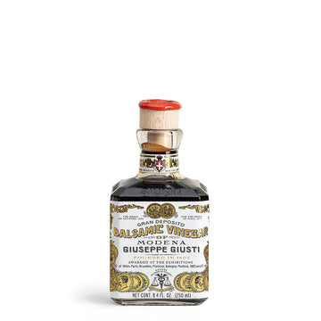 2 Gold Medals - Cubica